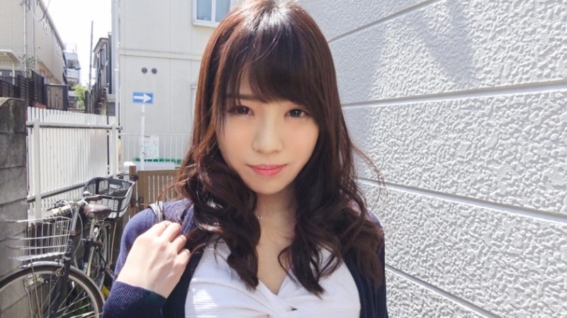 SIRO-3798 – I love cunnilingus! – A beautiful bus guide applies for AV for money! – First Gonzo Sex! – Writhing in agony with an actor's technique ♪ Application amateur, first AV shooting 78