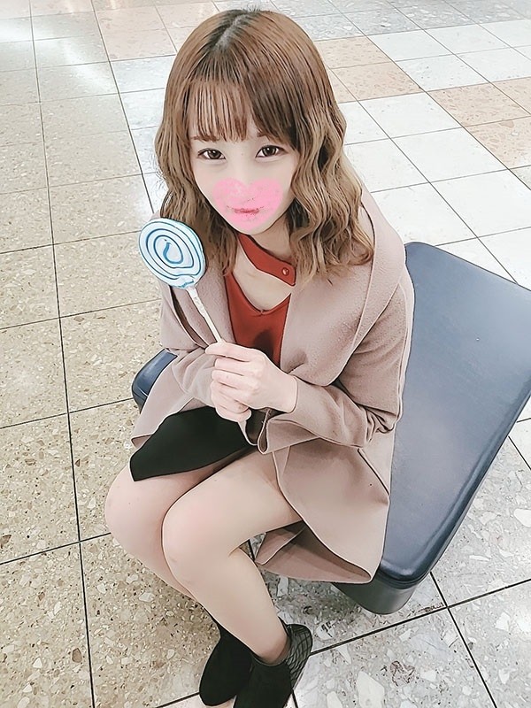 FC2-PPV-2798836 – [No / face exposed / sanctions / total of 2 works 155 minutes] A slender beauty who rolls men with her palms with a devilish charm, anger inside out & refill bukkake sanctions. – EP 1