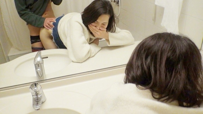 FC2-PPV-1602297 – [No amateur individual shooting] A project brought in by a slutty married woman who loves torture!  – Secretly affair creampie sex in the shower room where the husband is!  – A spoiled horny wife who desperately endures her pant voice an