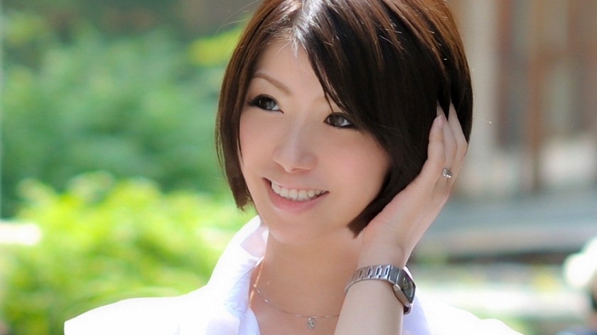 ETQT-067 A married woman who became open in a hot spring resort and a hot body in an open-air bath suddenly changed into a horny married woman? Turn your back and ask for insertion from the standing back! What an outrageous woman!