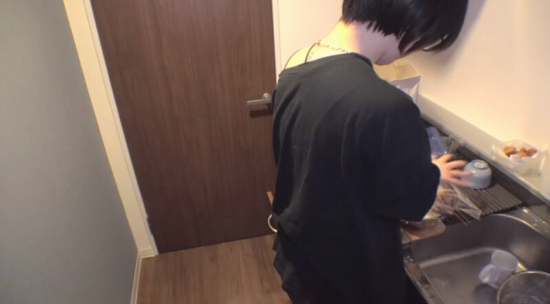 FC2-PPV-4842726 [Sorry, Boyfriend] When I went to visit my boyfriend at home, he was making lunch for me, so I interrupted him and got the urge to do it, so I did it right there.